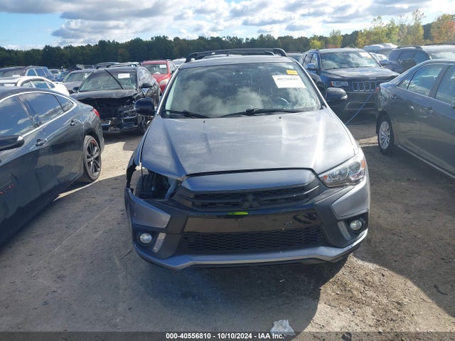 JA4AR3AU0JZ028448 Mitsubishi Outlander Sport 2.0 Le