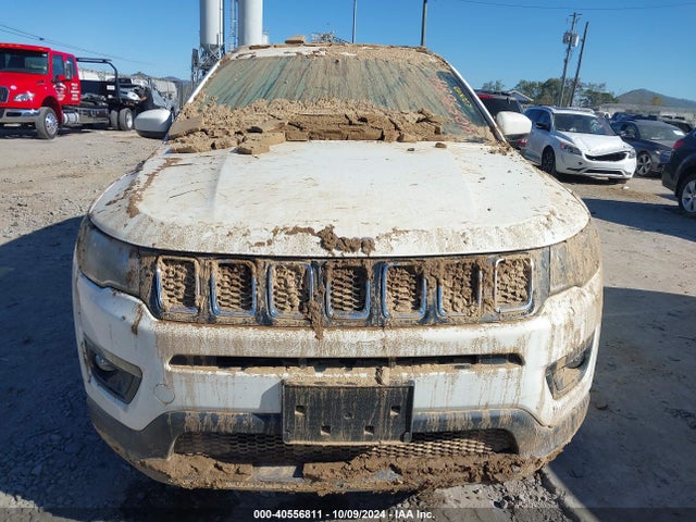 3C4NJCBB6JT140447 Jeep Compass Latitude Fwd
