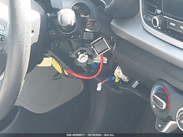 3KPA25AD0ME379947 KIA Rio 5-door S