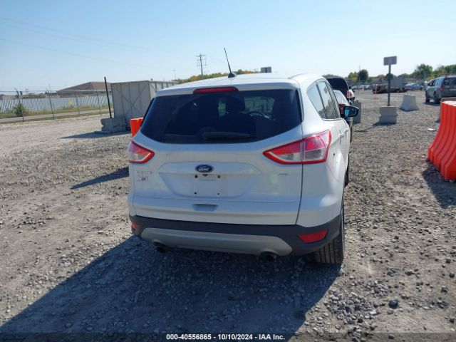 1FMCU0G73FUA65457 Ford ESCAPE SE