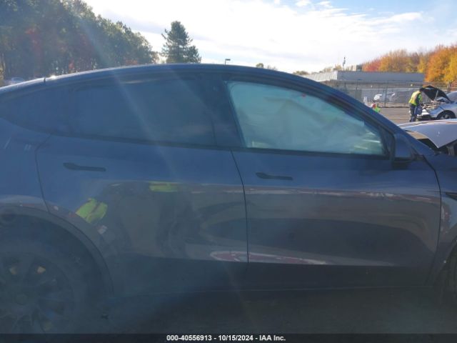 5YJYGDEE0LF041762 Tesla Model Y Long Range Dual Motor All-wheel Drive