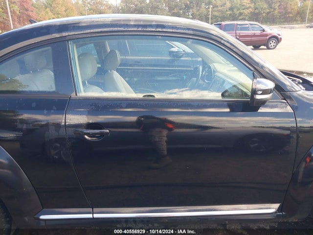 Volkswagen Beetle 1.8t 2015 3VWJ17AT5FM617013 Image 14