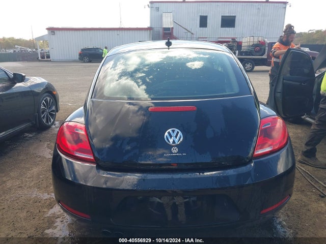 Volkswagen Beetle 1.8t 2015 3VWJ17AT5FM617013 Image 17