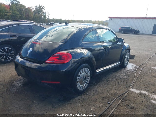 Volkswagen Beetle 1.8t 2015 3VWJ17AT5FM617013 Image 4