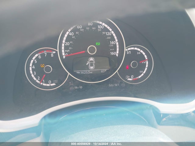 Volkswagen Beetle 1.8t 2015 3VWJ17AT5FM617013 Image 7