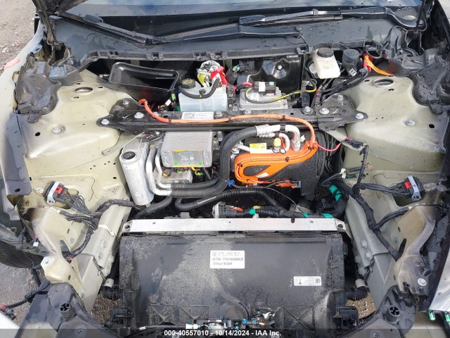 2023 TESLA MODEL 3 5YJ3E1EAXPF462728 Photo 9