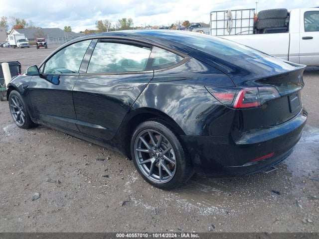 2023 TESLA MODEL 3 5YJ3E1EAXPF462728 Photo 2