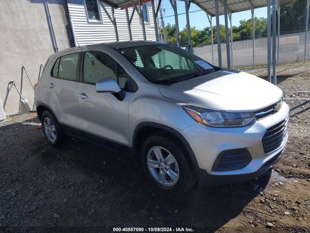 2018 KL7CJNSB2JB723499 main image
