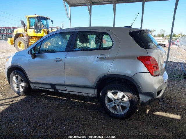 Chevrolet TRAX LS 2018 KL7CJNSB2JB723499 Image 15