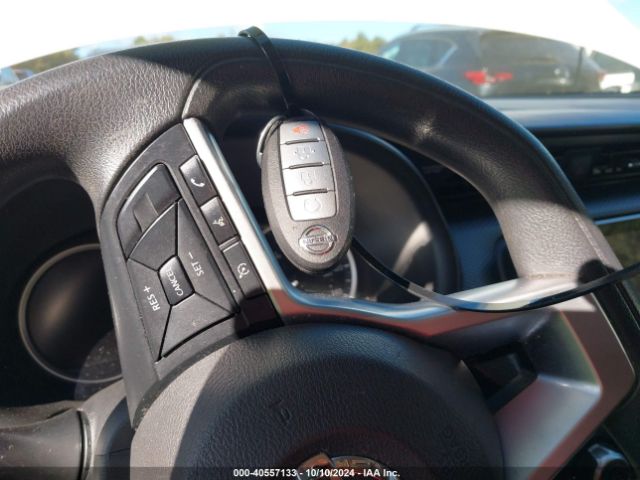 3N1CP5CU4KL481710 Nissan KICKS SV