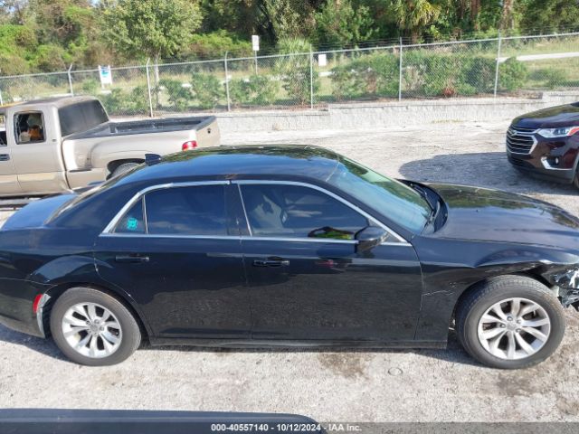 2C3CCAAG6FH845563 Chrysler 300 Limited