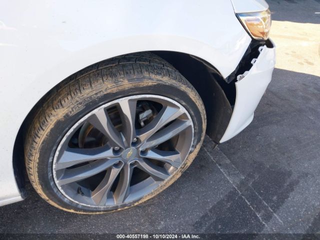 1G1ZD5ST4MF009974 Chevrolet Malibu Fwd Lt