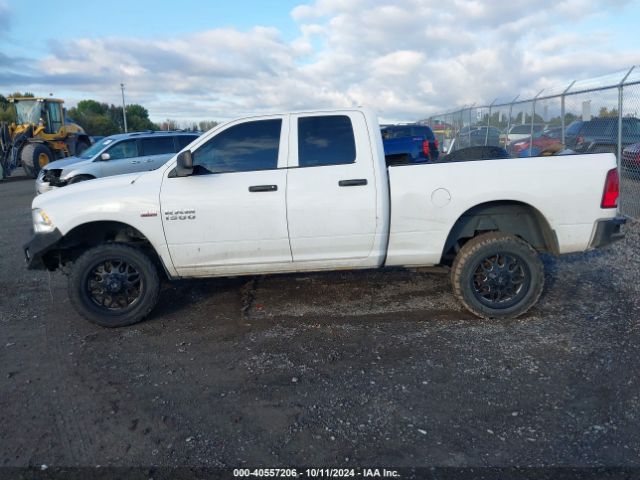 1C6RR7FT6HS690030 RAM 1500 Express  4x4 6'4 Box