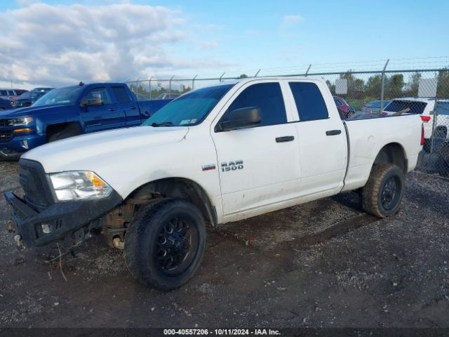 1C6RR7FT6HS690030 RAM 1500 Express  4x4 6'4 Box