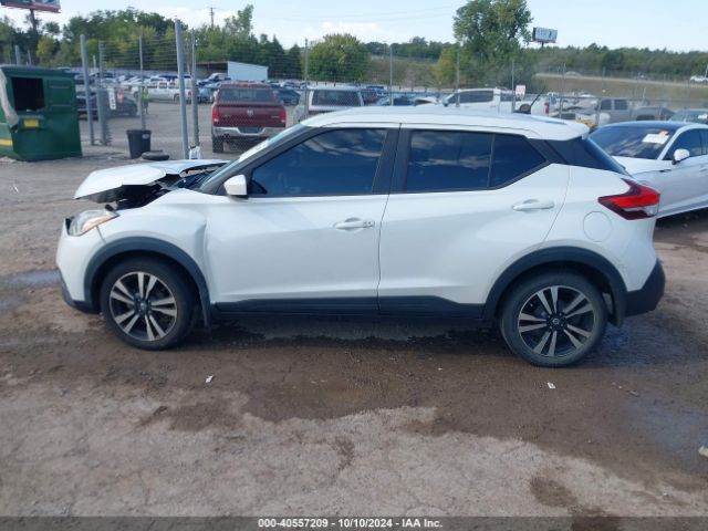 3N1CP5CUXKL537469 Nissan KICKS SV