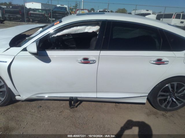 1HGCV3F9XKA011477 Honda Accord Hybrid Touring