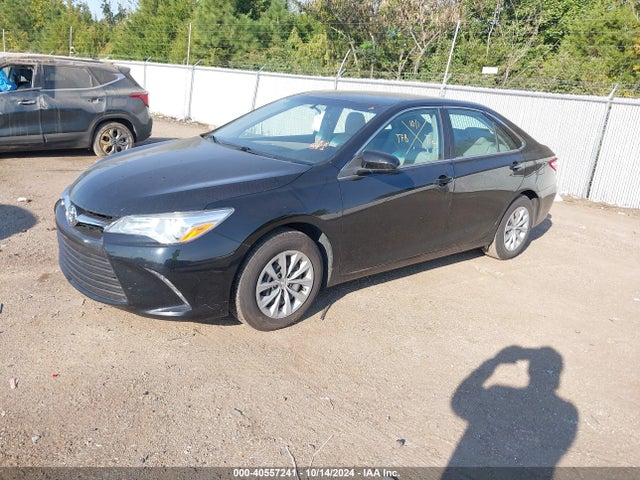 Toyota CAMRY LE 2015 4T1BF1FK8FU488973 Image 2