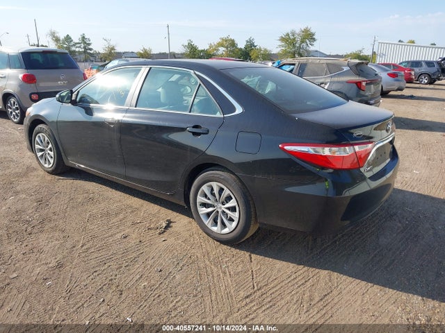 Toyota CAMRY LE 2015 4T1BF1FK8FU488973 Image 3