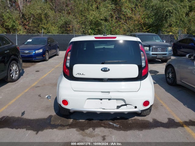 KIA SOUL + 2018 KNDJP3A52J7540678 Image 17