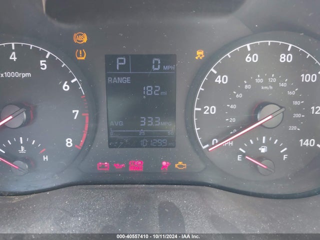 Hyundai 2018 2018 3KPC24A39JE014916 Image 15