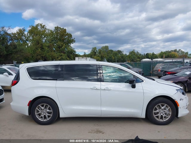 Chrysler Voyager Lx 2024 2C4RC1CG4RR184004 Image 13