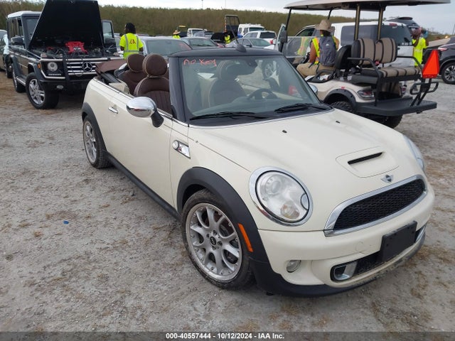 2011 MINI COOPER S WMWZP3C58BTX83126 Photo 0