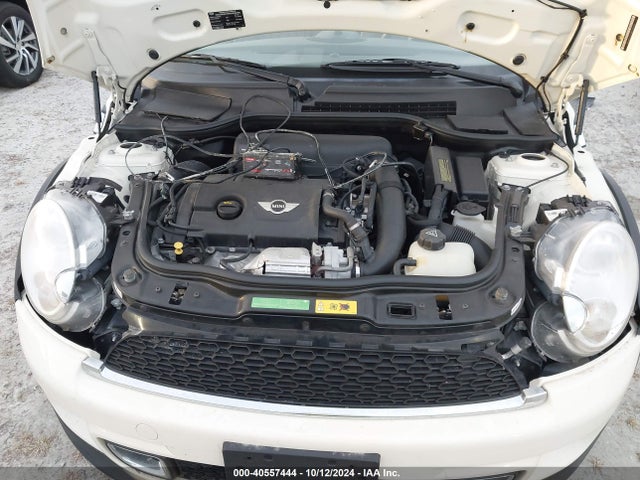 2011 MINI COOPER S WMWZP3C58BTX83126 Photo 9