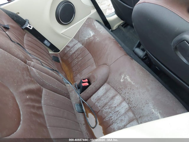 2011 MINI COOPER S WMWZP3C58BTX83126 Photo 7