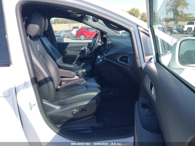 Chrysler Pacifica Touring L Plus 2020 2C4RC1EGXLR250009 Image 5