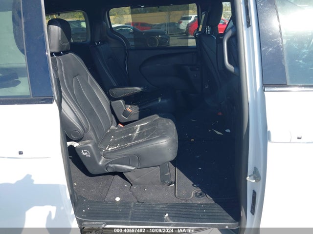Chrysler Pacifica Touring L Plus 2020 2C4RC1EGXLR250009 Image 8