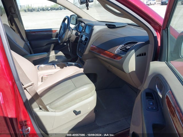 2C4RC1CG5ER107913 Chrysler Town & Country Touring-l