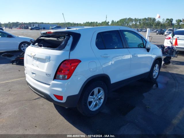 3GNCJKSB3KL402077 Chevrolet TRAX LS