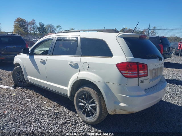 Dodge JOURNEY SE 2018 3C4PDCAB0JT385133 Image 3