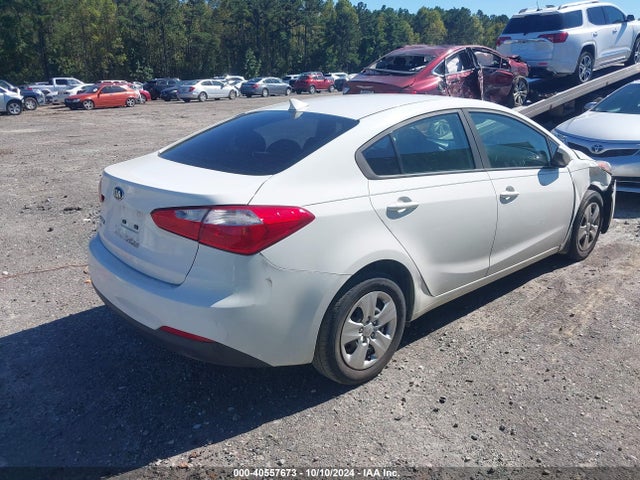 KIA FORTE LX 2016 KNAFK4A62G5606294 Image 4