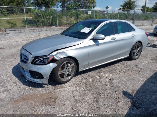 55SWF4JB6FU051169 Mercedes-Benz C 300 Luxury/sport