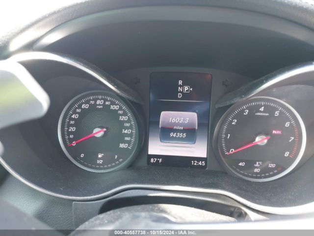 55SWF4JB6FU051169 Mercedes-Benz C 300 Luxury/sport