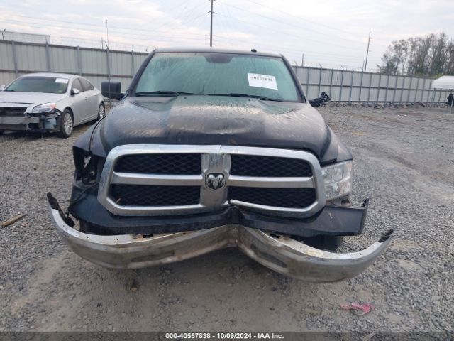 3C6RR7KG6NG313872 RAM 1500 Classic Tradesman  4x4 5'7 Box