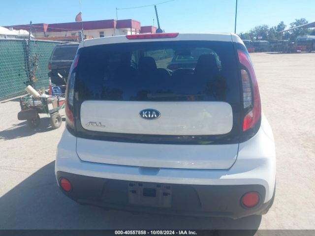KNDJN2A28J7567812 KIA Soul