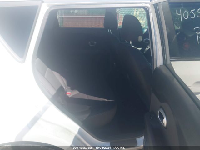 KNDJN2A28J7567812 KIA Soul
