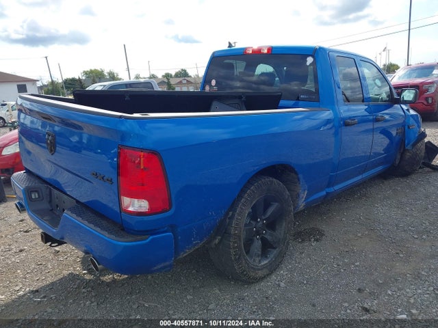 1C6RR7FT2KS643357 RAM 1500 Classic Express  4x4 6'4 Box