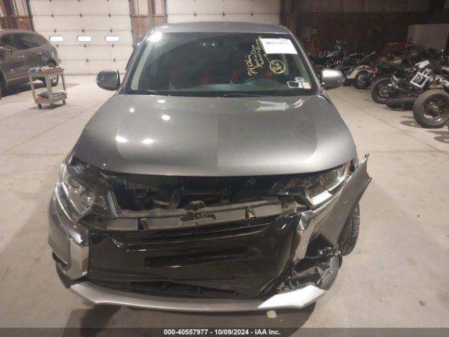 JA4AZ3A35JJ005852 Mitsubishi Outlander Es/le/se/sel