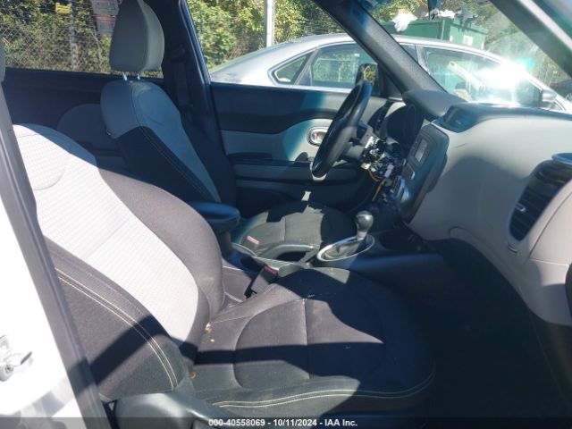 KNDJP3A55F7222450 KIA SOUL +