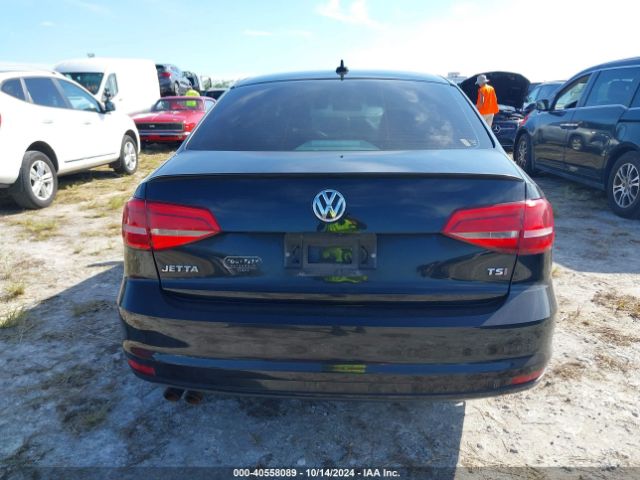 3VWD17AJ2FM205241 Volkswagen Jetta 1.8t Sport