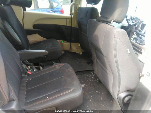 2C4RC1DG6HR516473 Chrysler Pacifica Touring