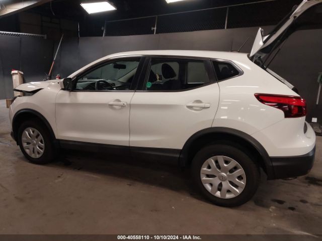JN1BJ1CR5JW267951 Nissan Rogue Sport S