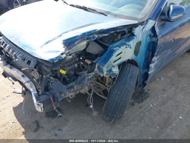 KNDCB3LC0K5351110 KIA NIRO LX