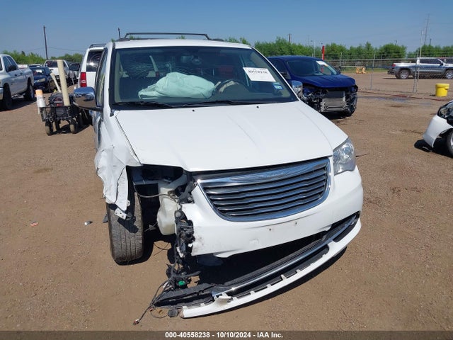 2C4RC1CG8FR674621 Chrysler Town & Country Touring-l