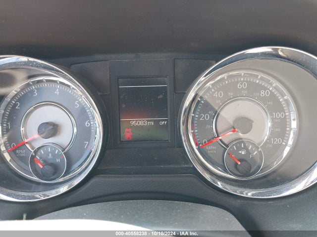 2C4RC1CG8FR674621 Chrysler Town & Country Touring-l