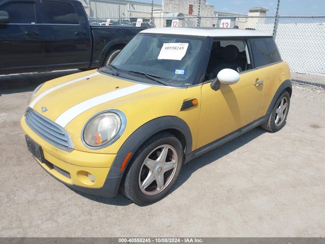 2007 MINI COOPER WMWMF33537TL67957 Photo 1