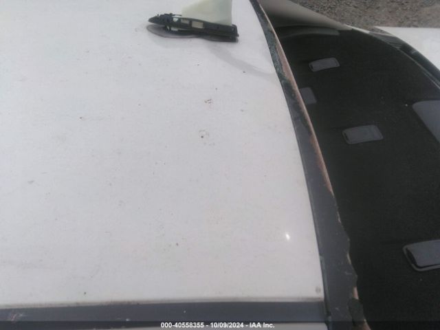 JTDEPRAE8LJ048330 Toyota COROLLA LE